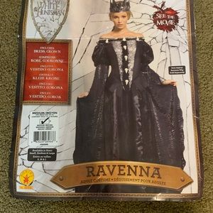 Ravenna from Snow White and the Huntsman Halloween Costume